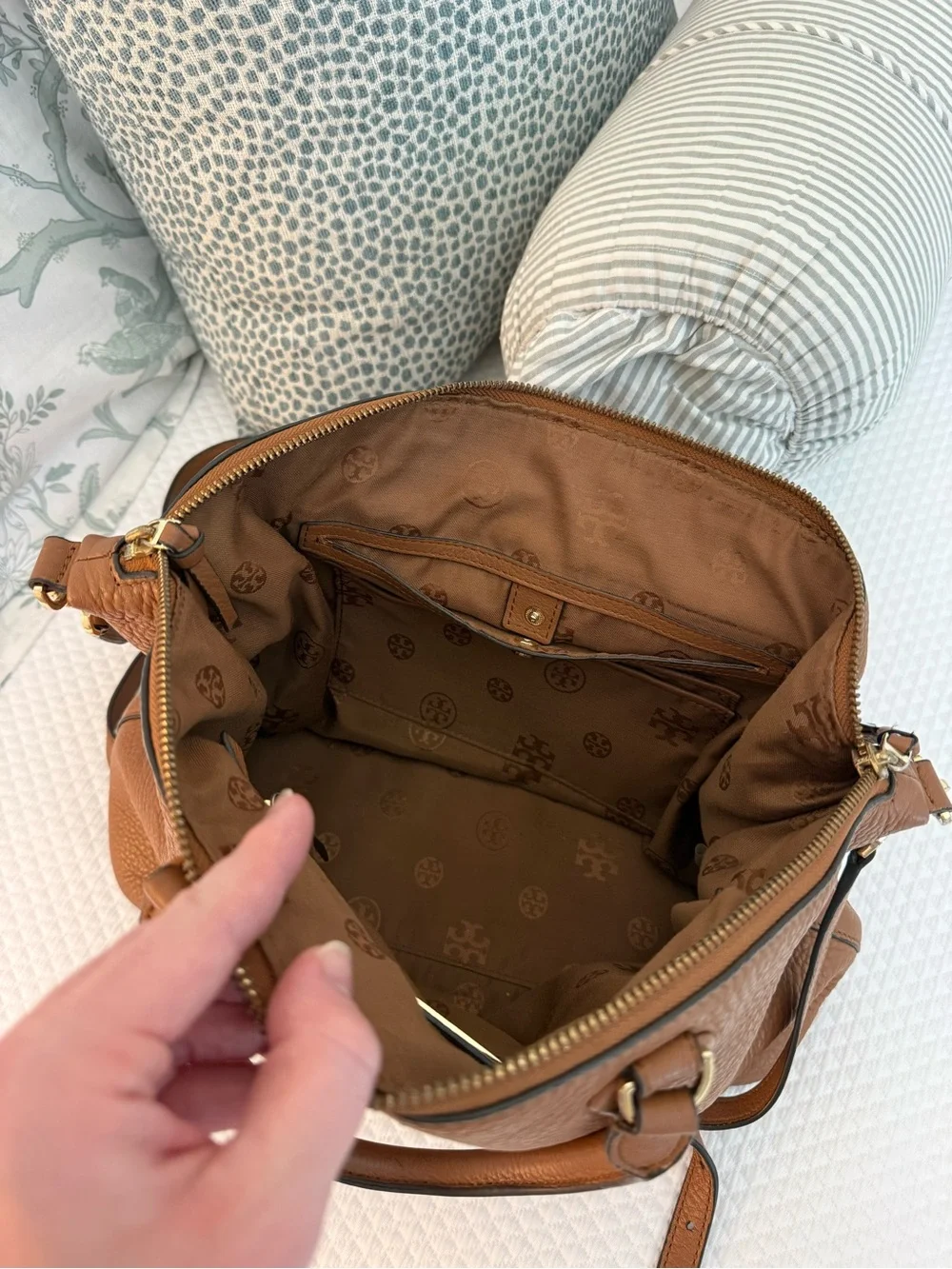 Tory Burch Tassel Leather Satchel - Tan / Light Brown